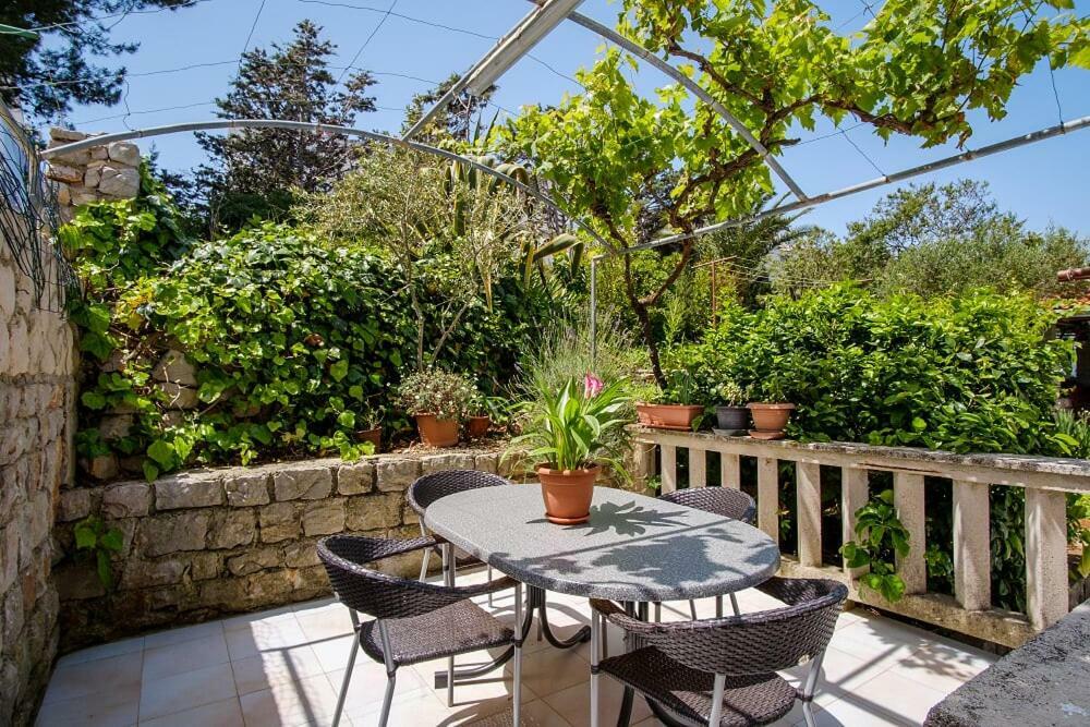 Apartmani Maris Mali Losinj Exterior photo